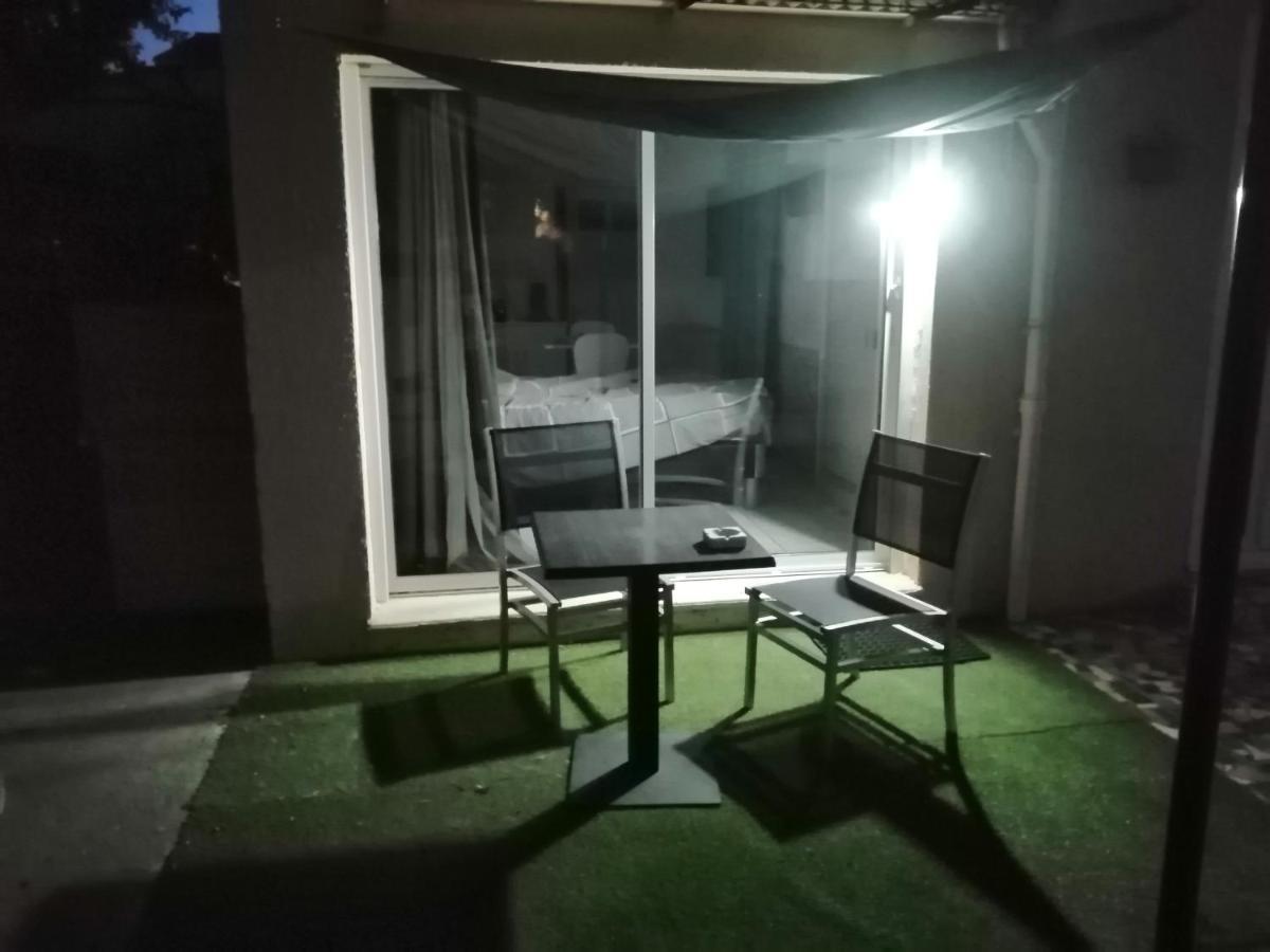 Studio Et Piscine Au Sel Cuxac-d'Aude Ngoại thất bức ảnh